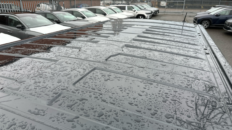 Renault Trafic Lwb Minibus Diesel LL30 Blue dCi 170 Extra 9 Seater EDC